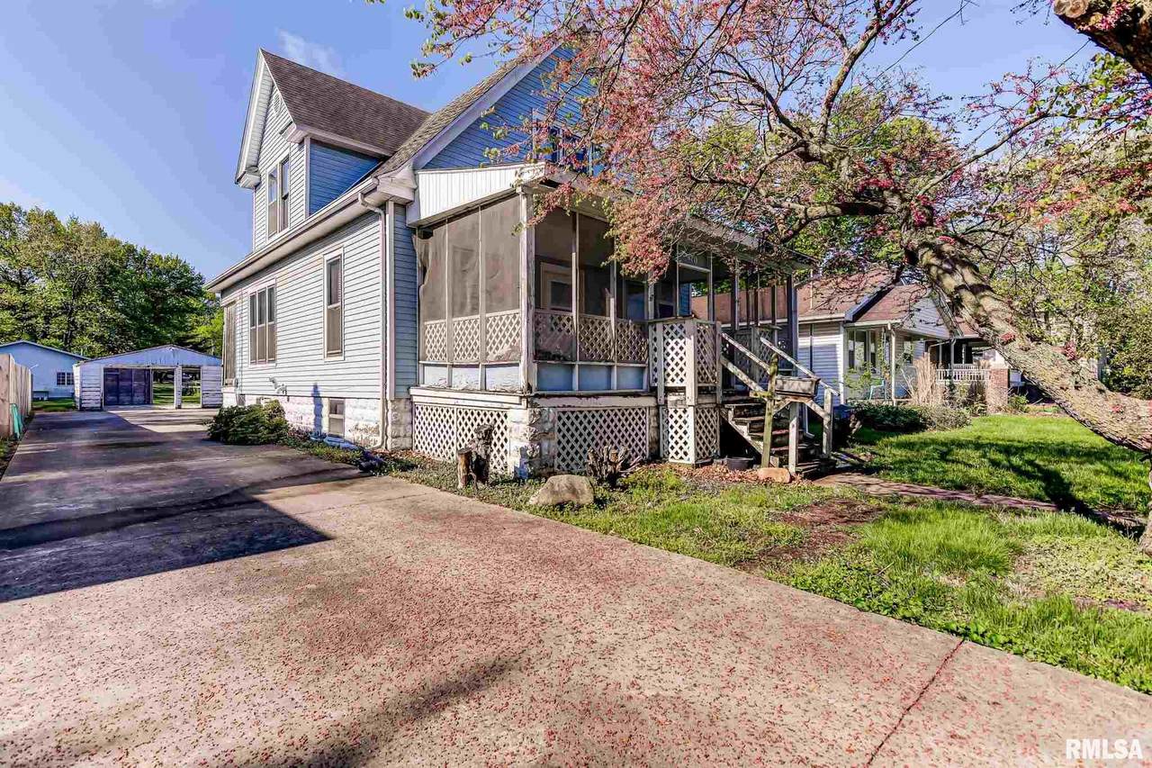 310 Pleasant - Photo 1