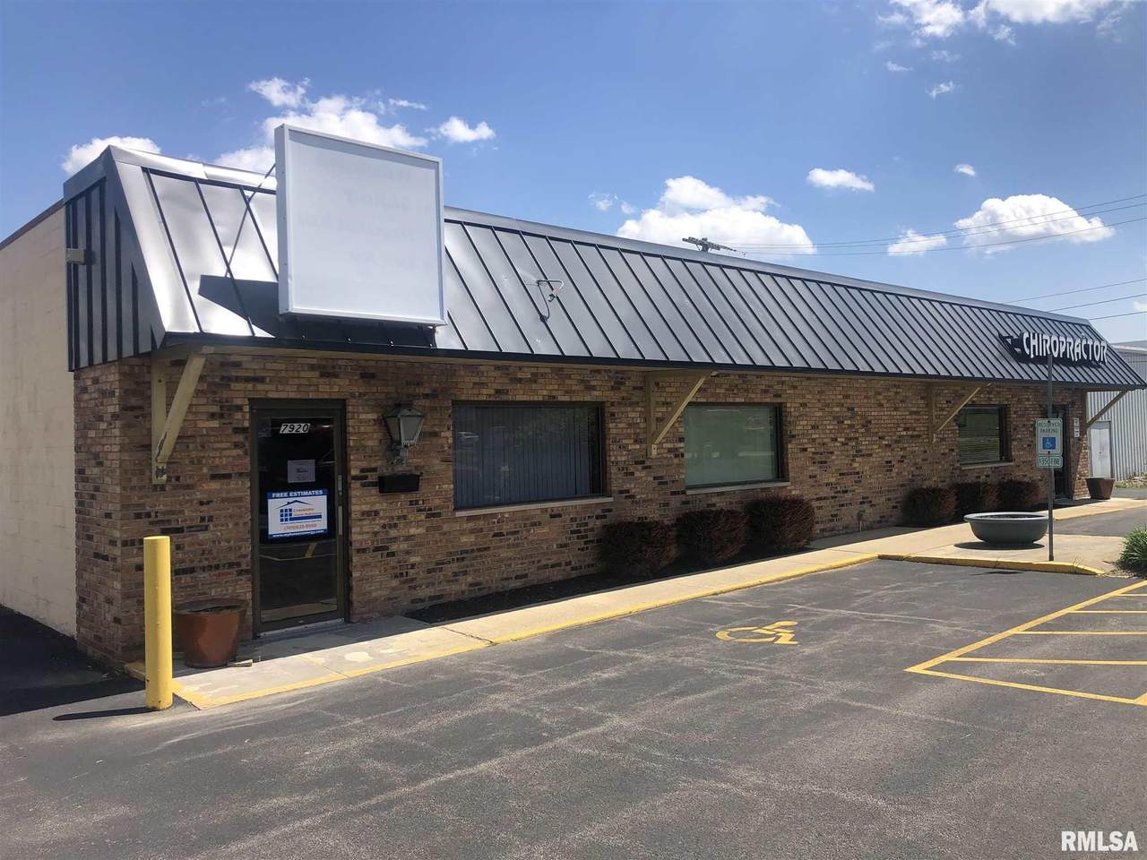 7920 Hale - Photo 1