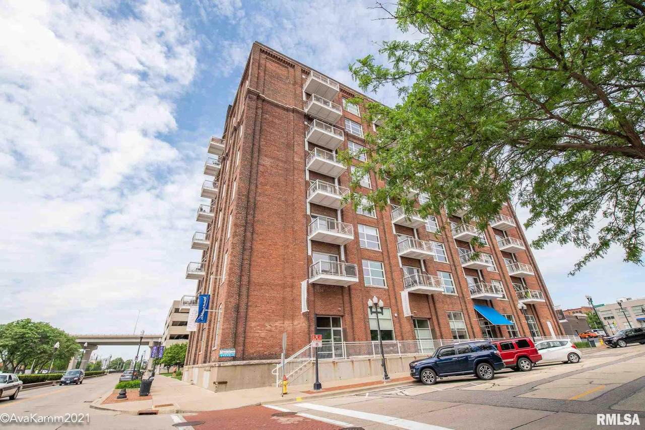 401 Water Street - Photo 1