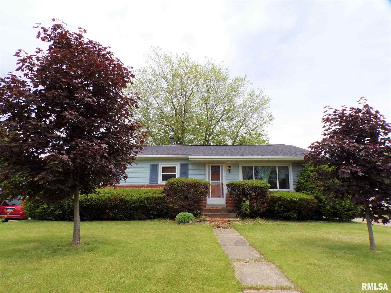 1541 Oriole Drive - Photo 1