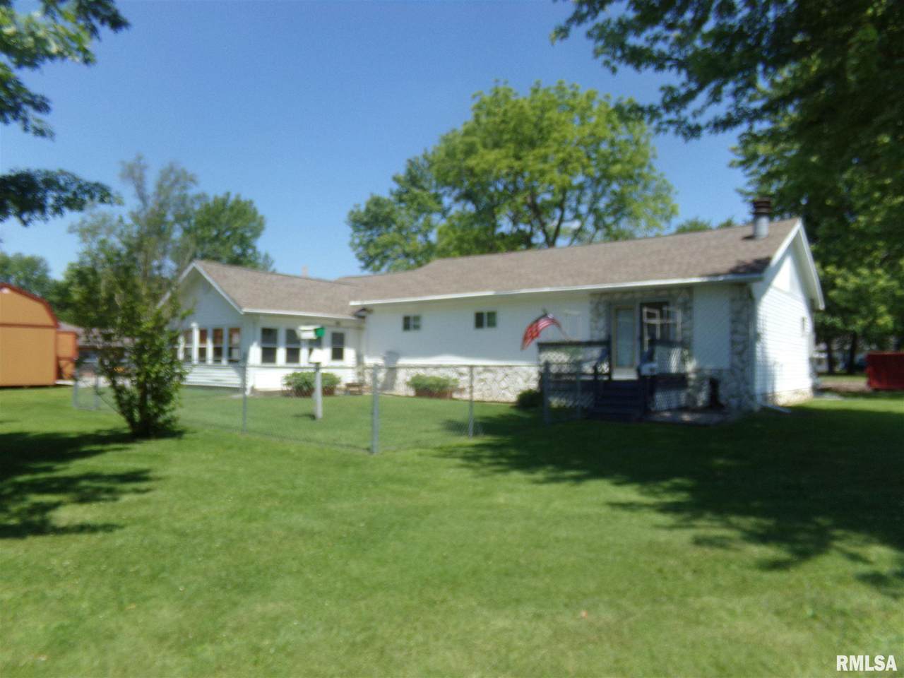 614 Cherry Street - Photo 1