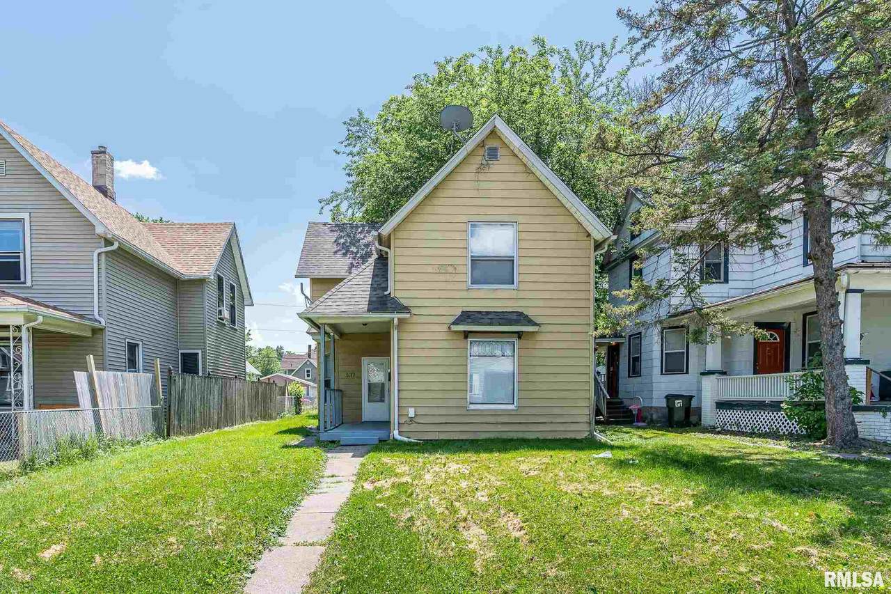 537 16TH Street - Photo 1
