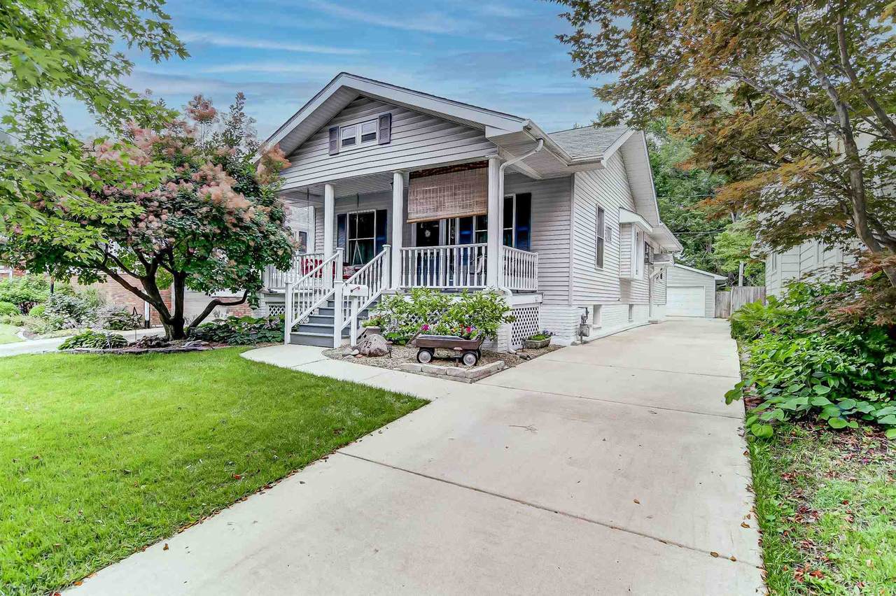 1732 Holmes Avenue - Photo 1