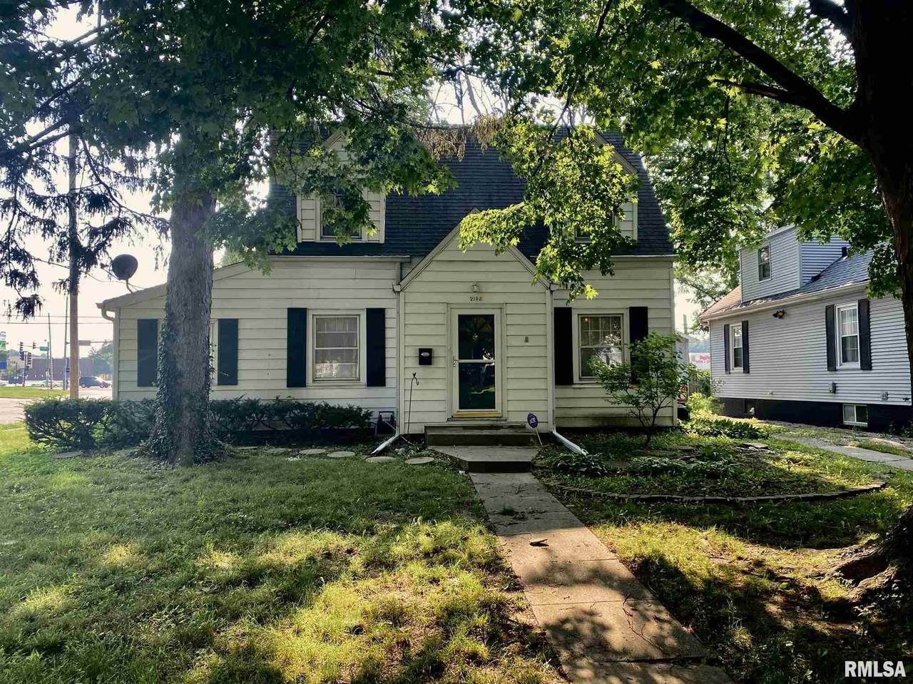 2153 State Street - Photo 1
