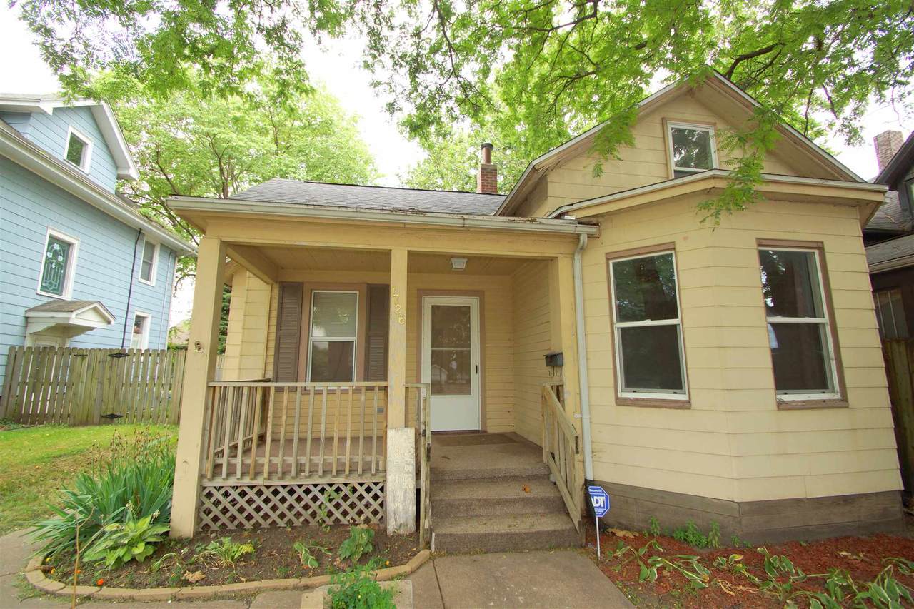 1726 Washington Street - Photo 1