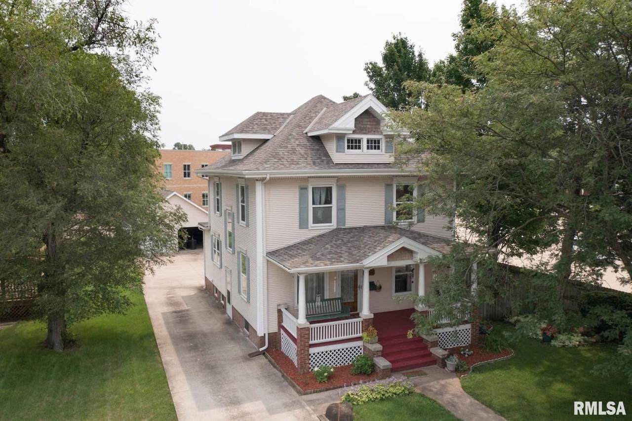 1255 Seminary Street - Photo 1