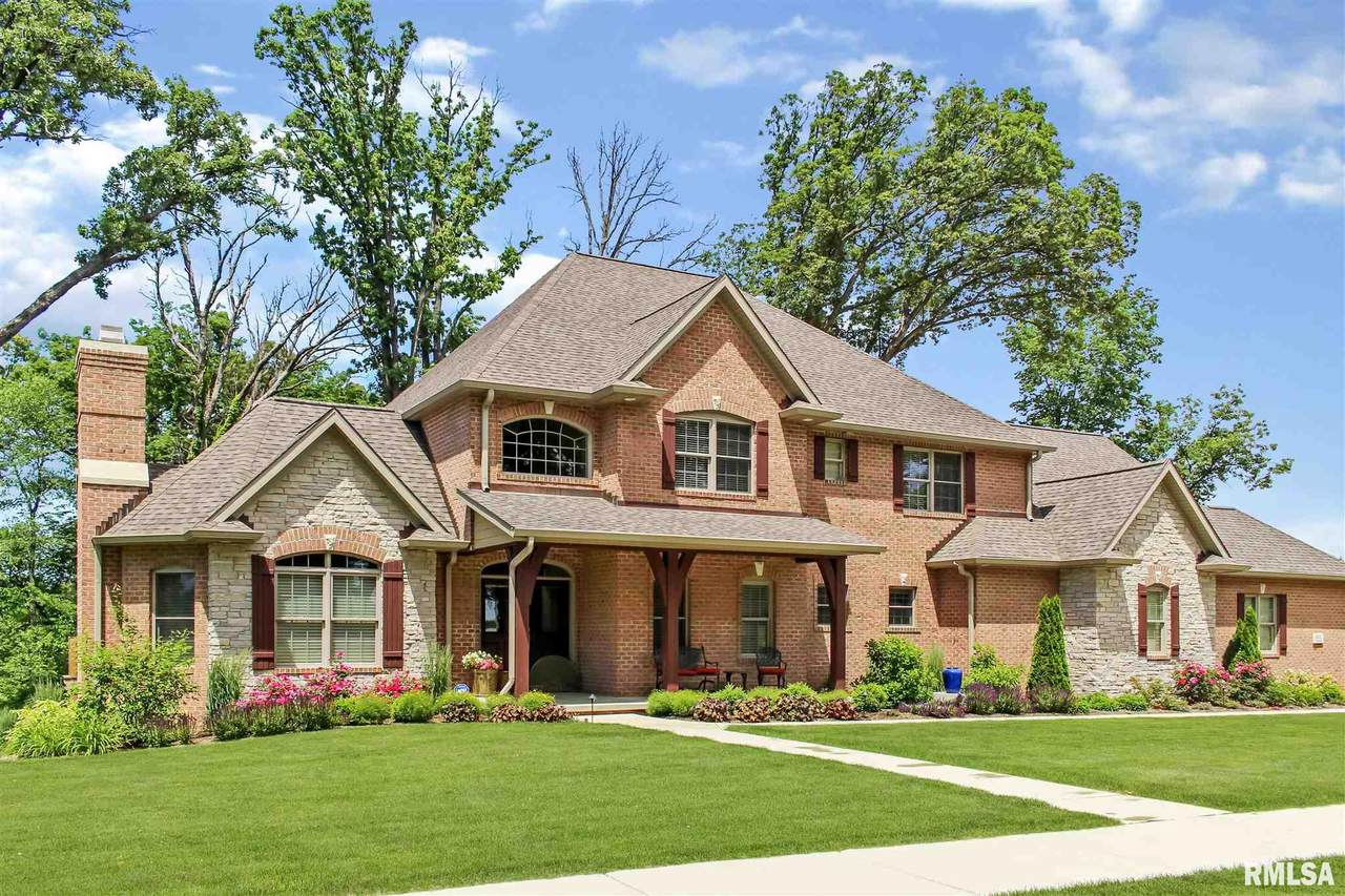 6421 Stonebrook Drive - Photo 1