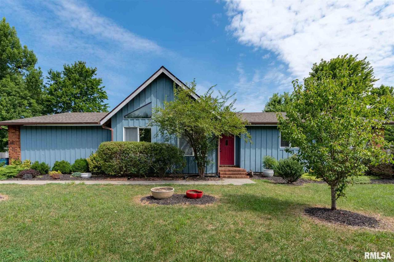 3304 Main Street - Photo 1