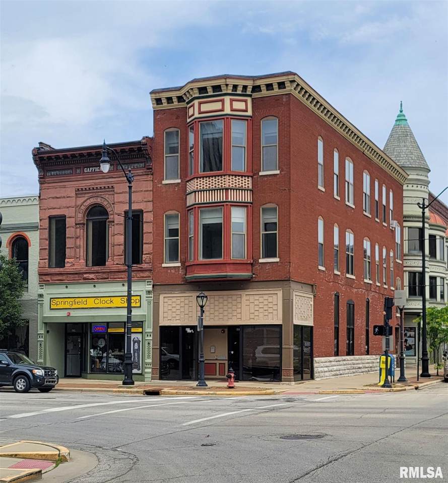 631 Washington Street - Photo 1