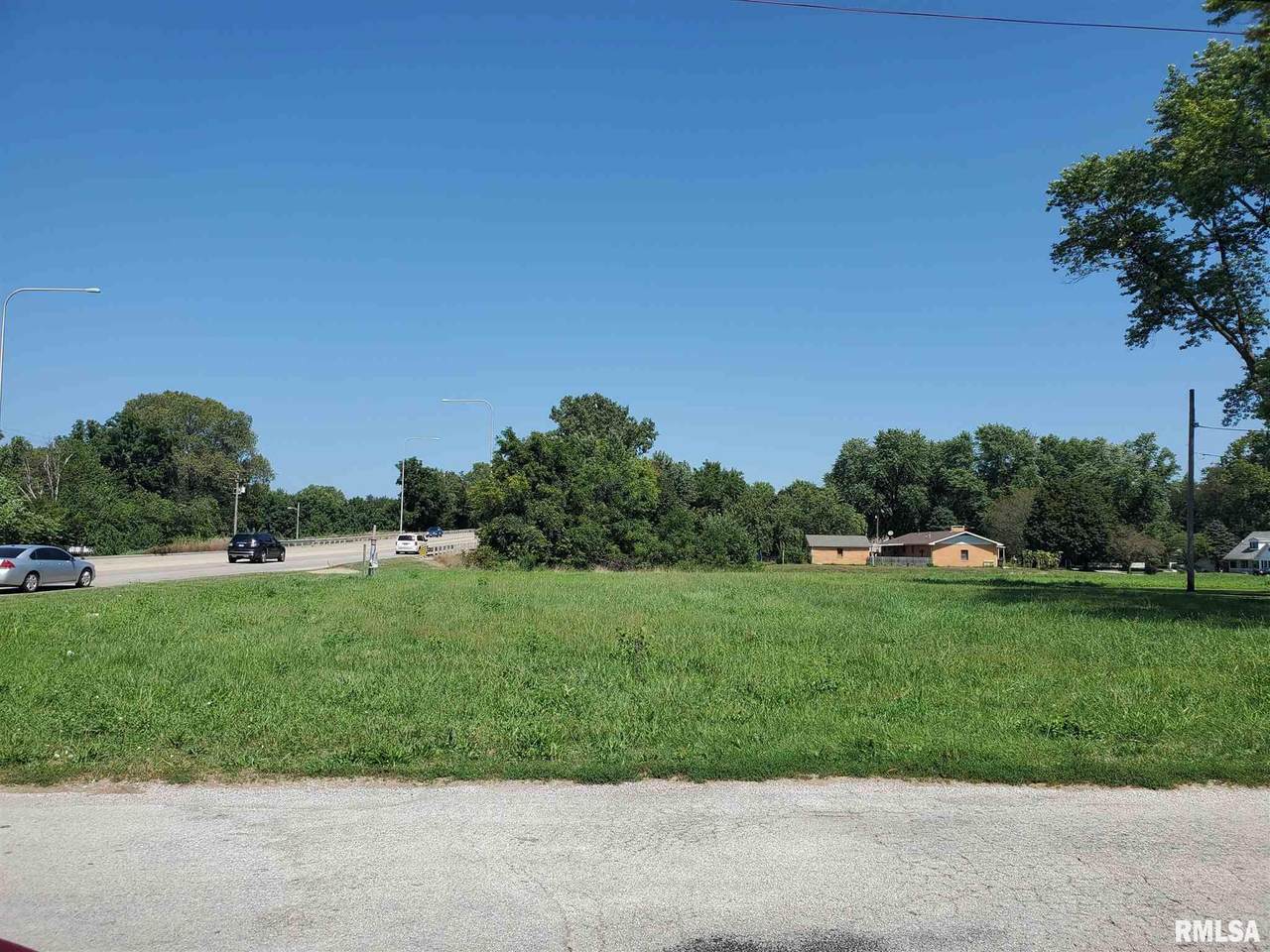 1712 Dirksen Parkway - Photo 1