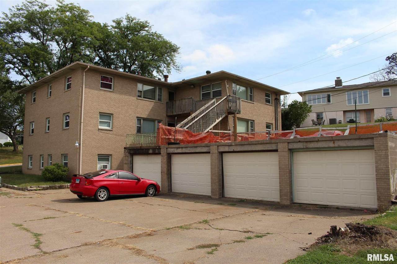 1124 4TH Street - Photo 1