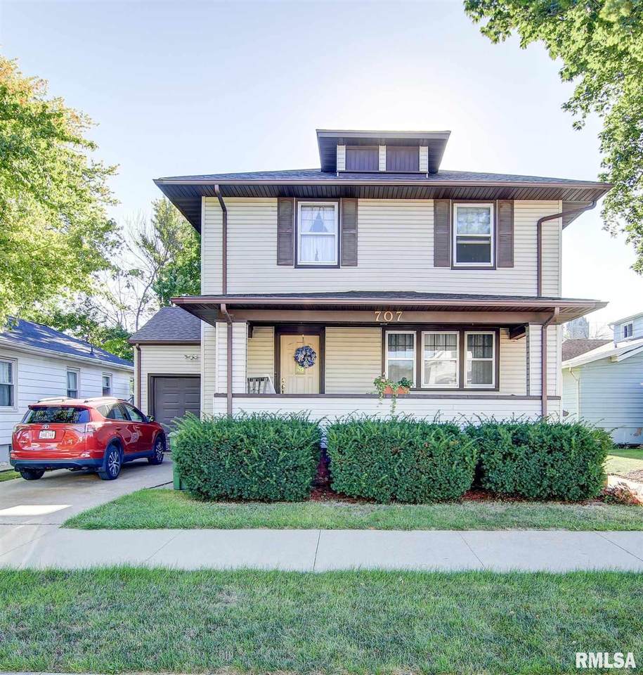 707 Park Place - Photo 1