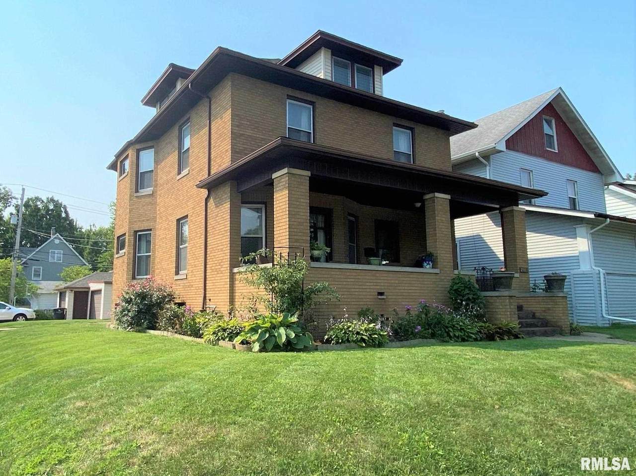 2448 18TH Avenue - Photo 1