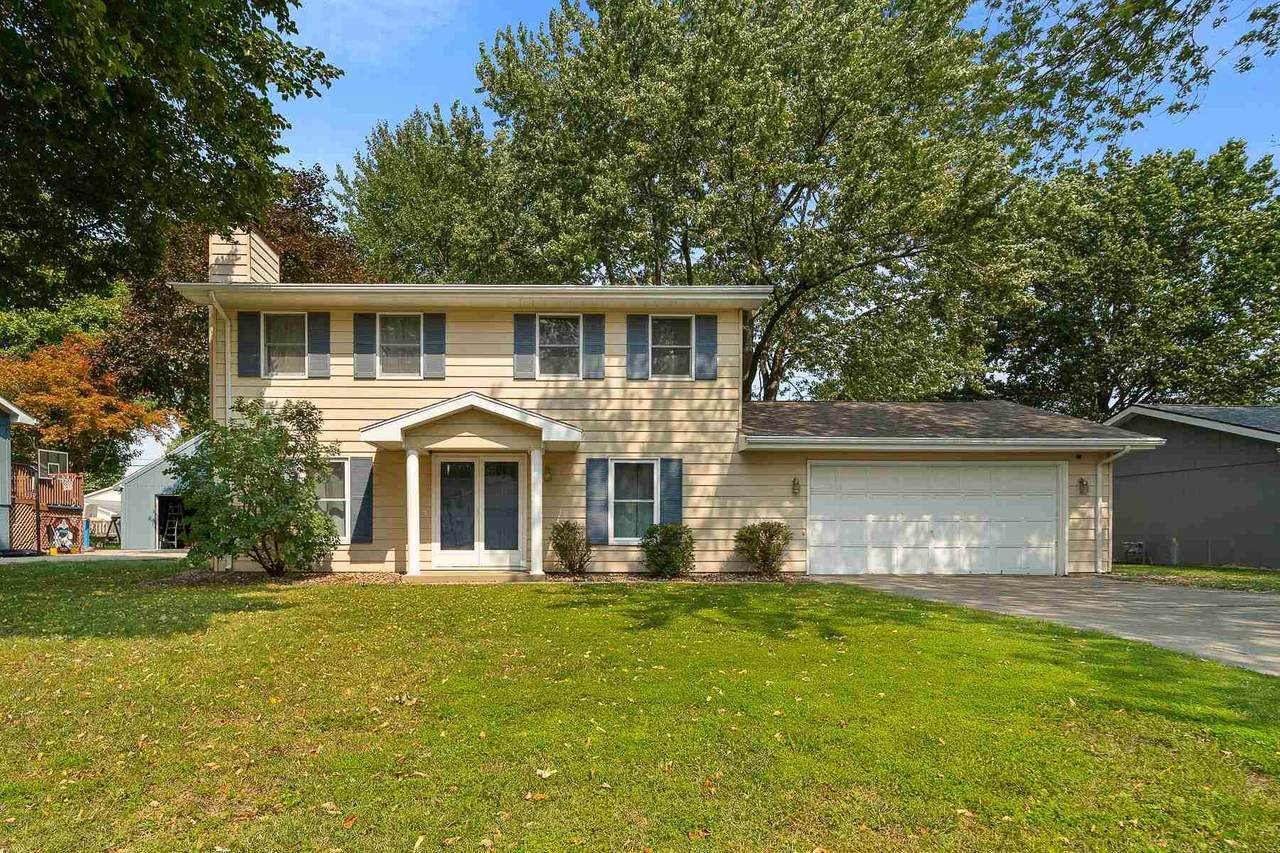 815 Timberhill Road - Photo 1