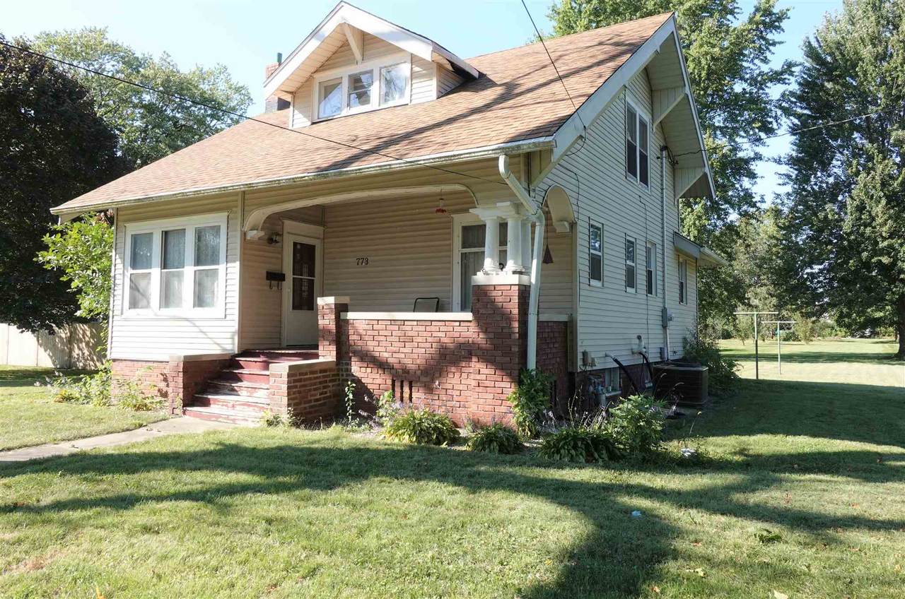 773 5TH Street - Photo 1