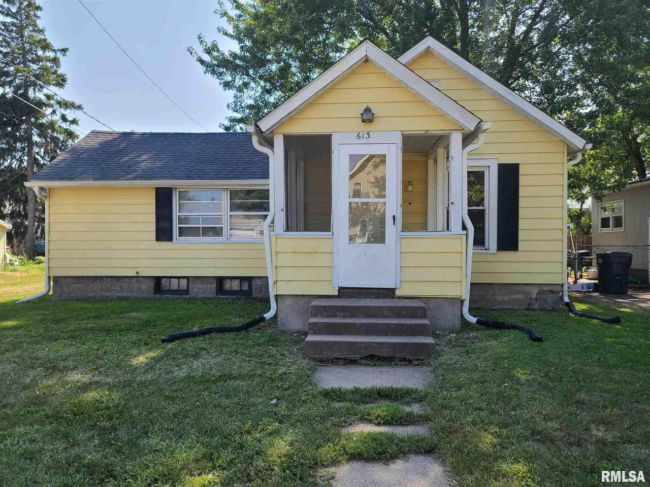 613 1ST Avenue - Photo 1
