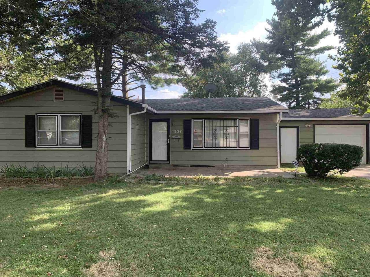 1937 Holly Drive - Photo 1