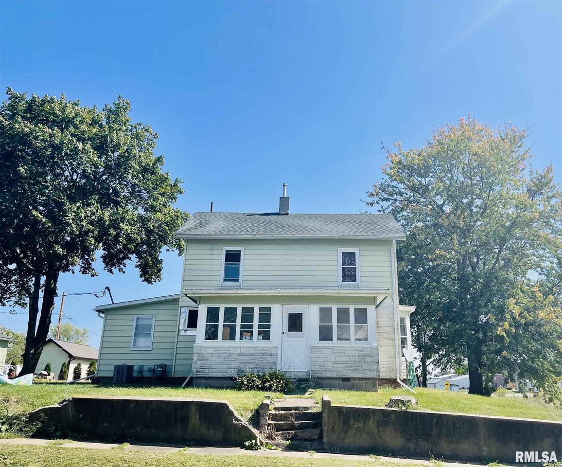 229 Center Street - Photo 1