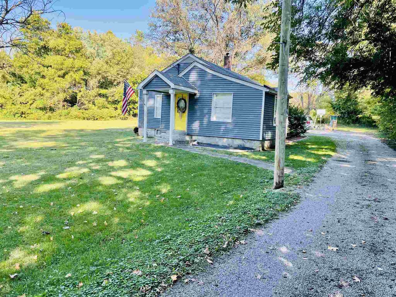 1724 Pershing Road - Photo 1