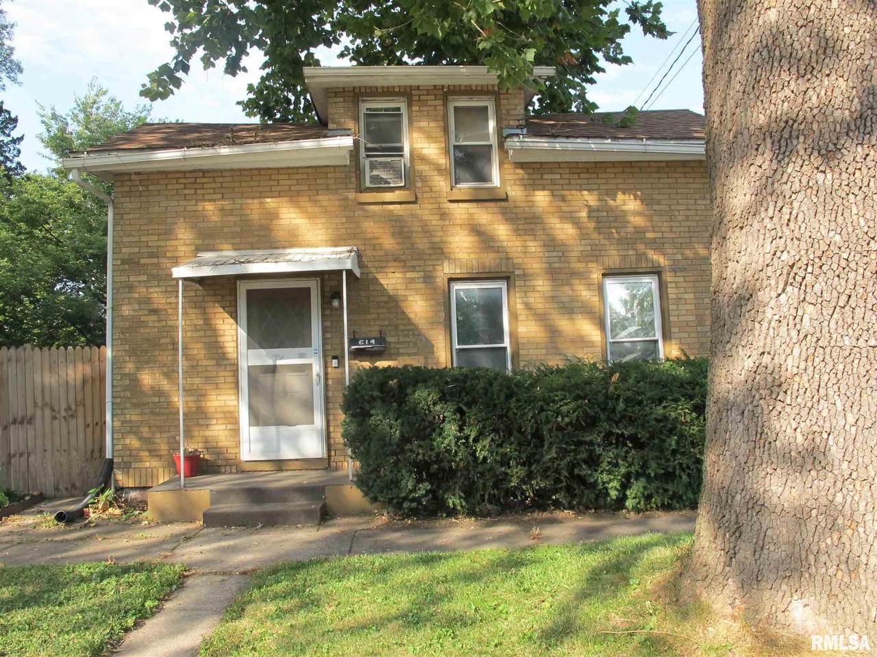 614 Madison Street - Photo 1