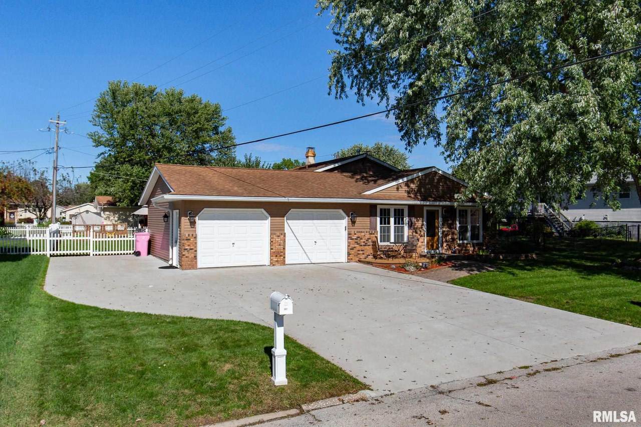 1117 Meadow Lane - Photo 1