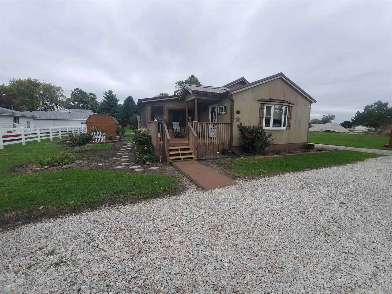 313 Progress Street - Photo 1