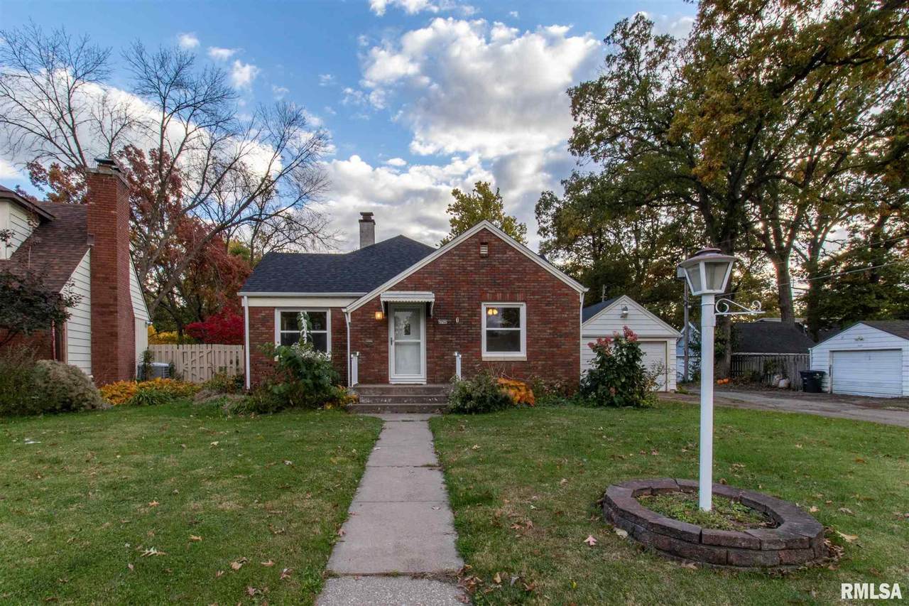 2702 22 1/2 Avenue - Photo 1