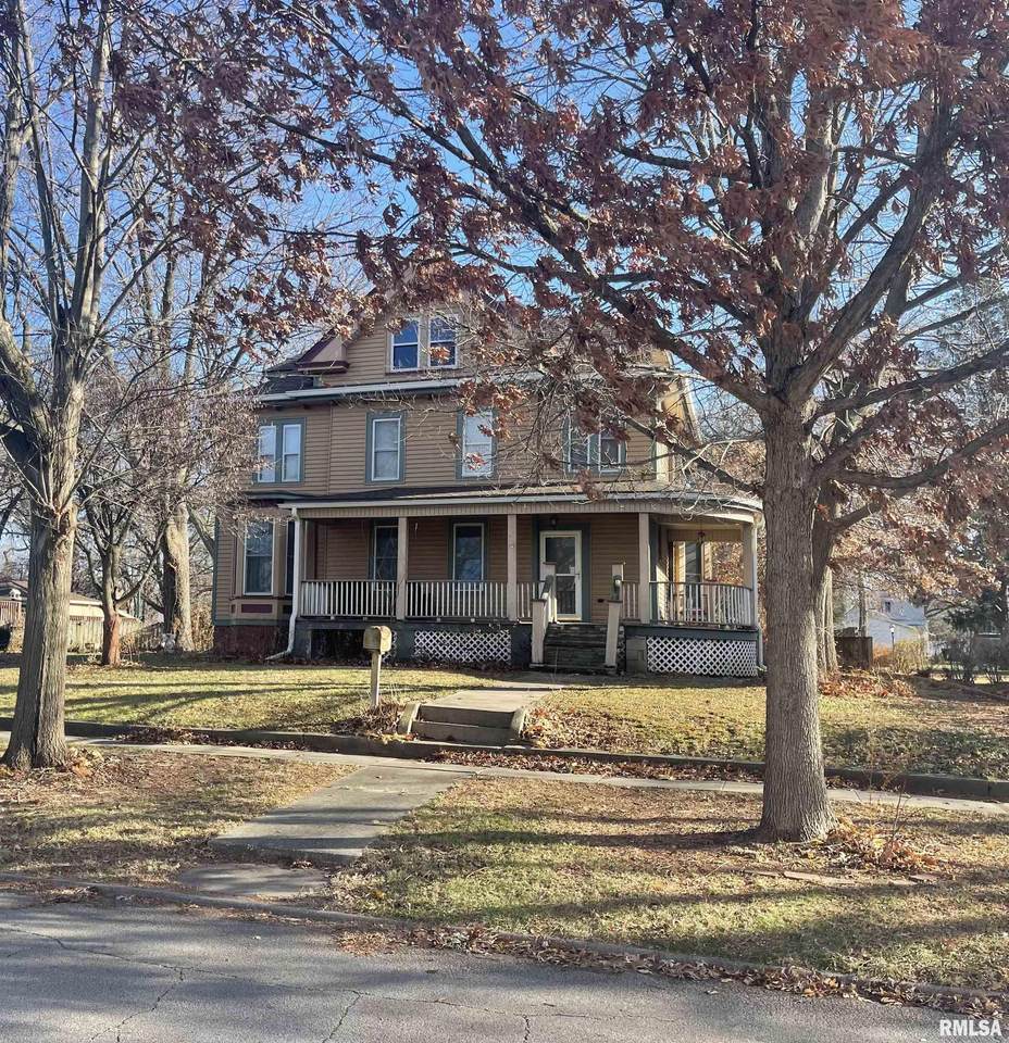 1379 Prairie Street - Photo 1