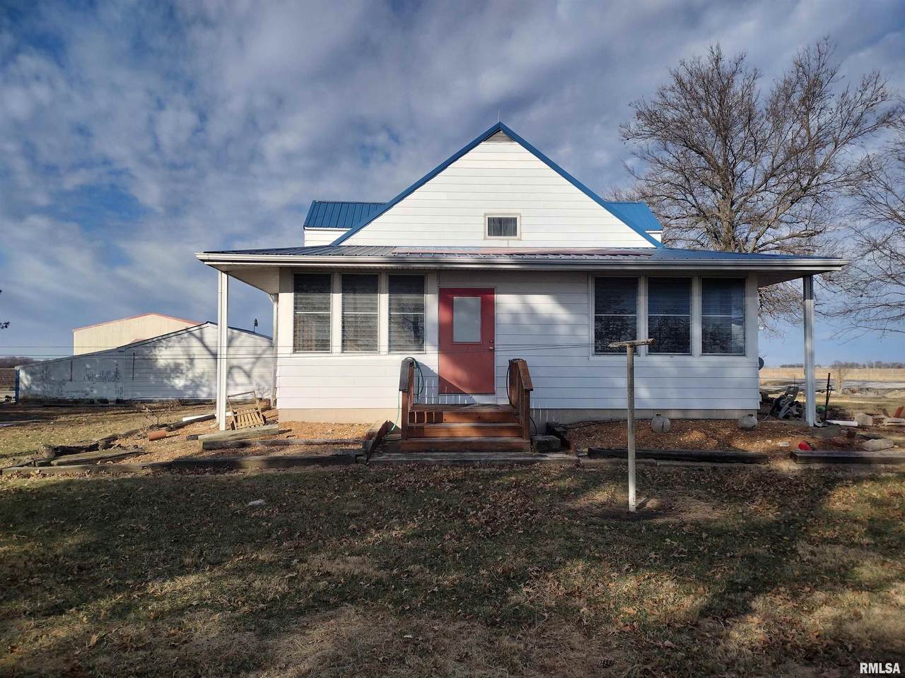 27299 Frontage Road - Photo 1