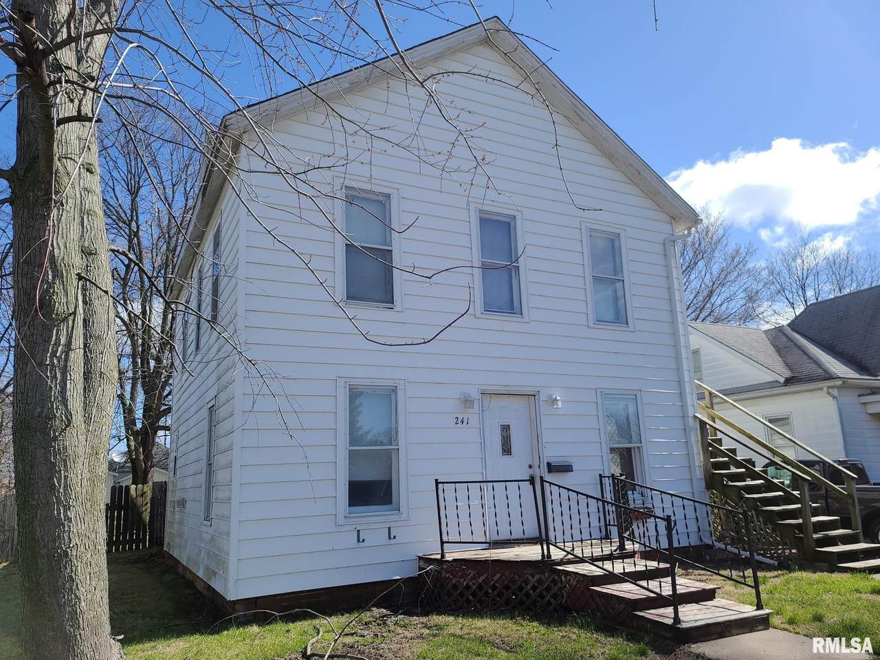241 Myrtle Street - Photo 1