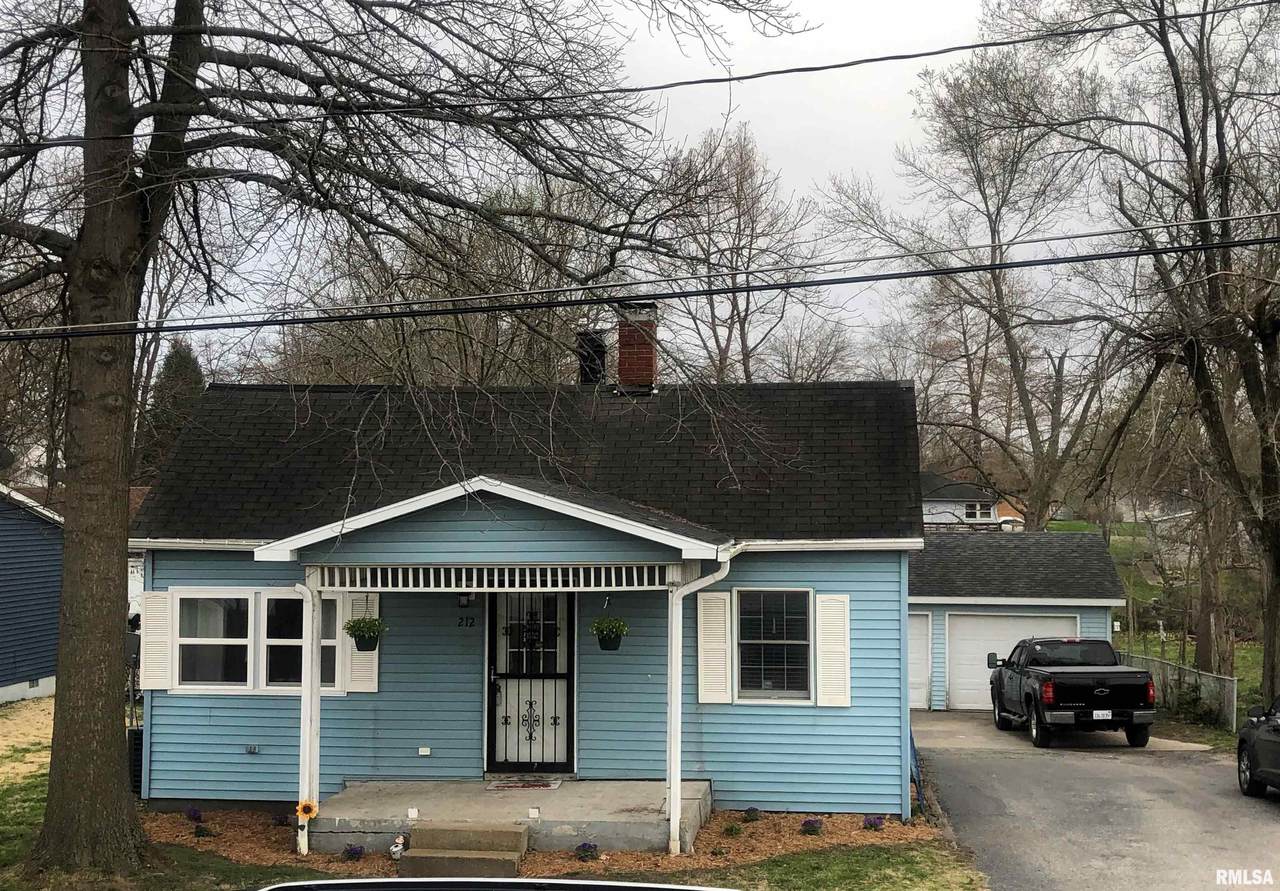 212 Blackburn *** - Photo 1