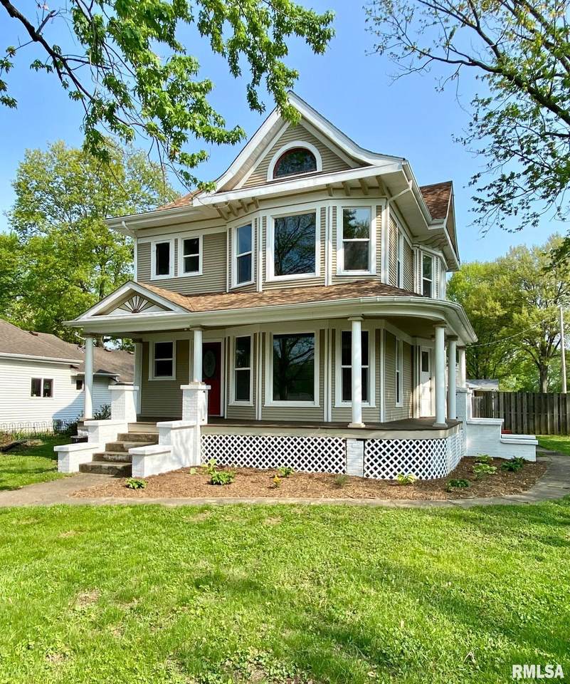 211 Hargrave Street - Photo 1