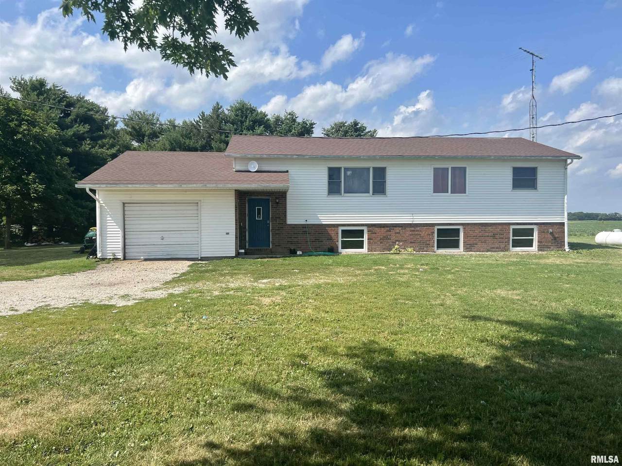 989 80TH Street - Photo 1