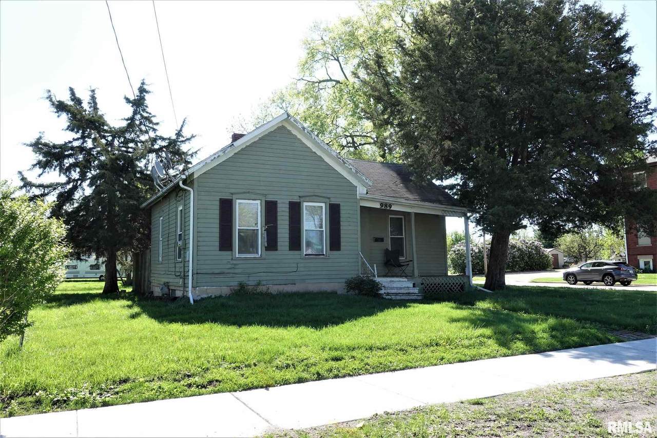 989 Seminary Street - Photo 1