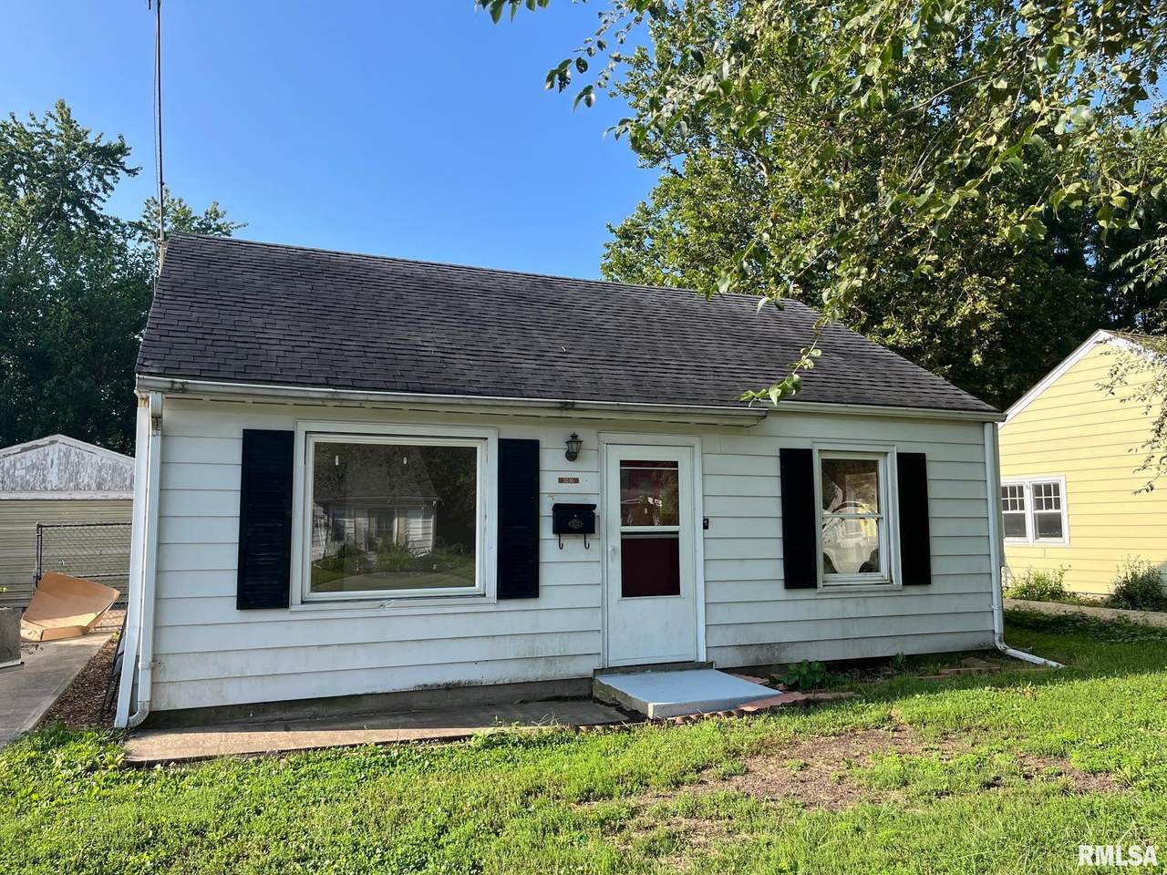 3036 Louise Lane - Photo 1