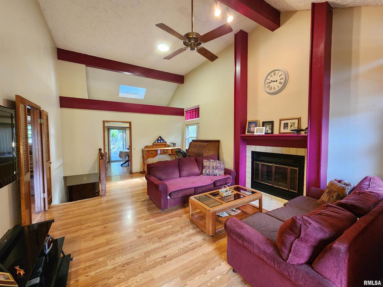 8 Dover Drive - Photo 1