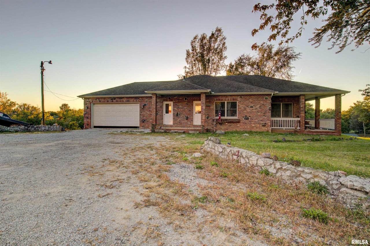 4353 Bentonville Road - Photo 1