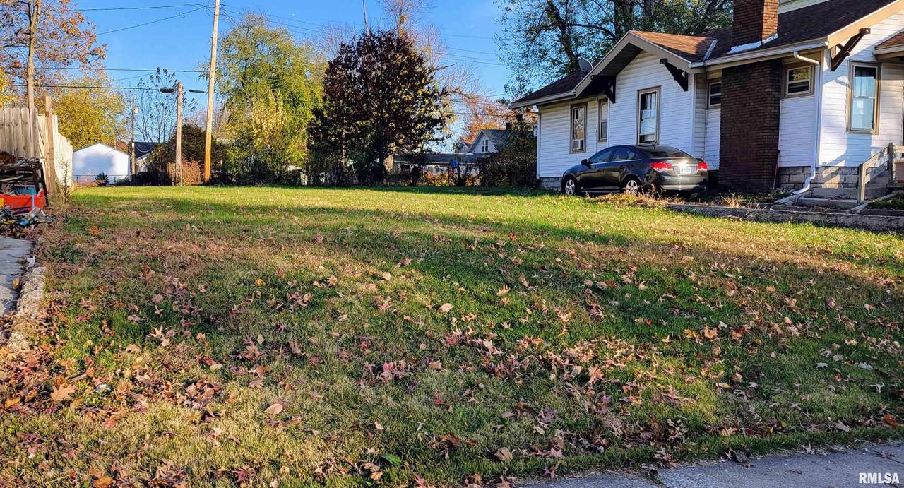 1418 6TH Street - Photo 1