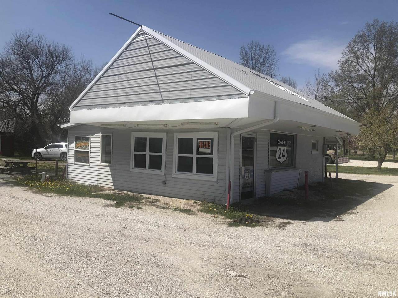 214 Outer Drive - Photo 1