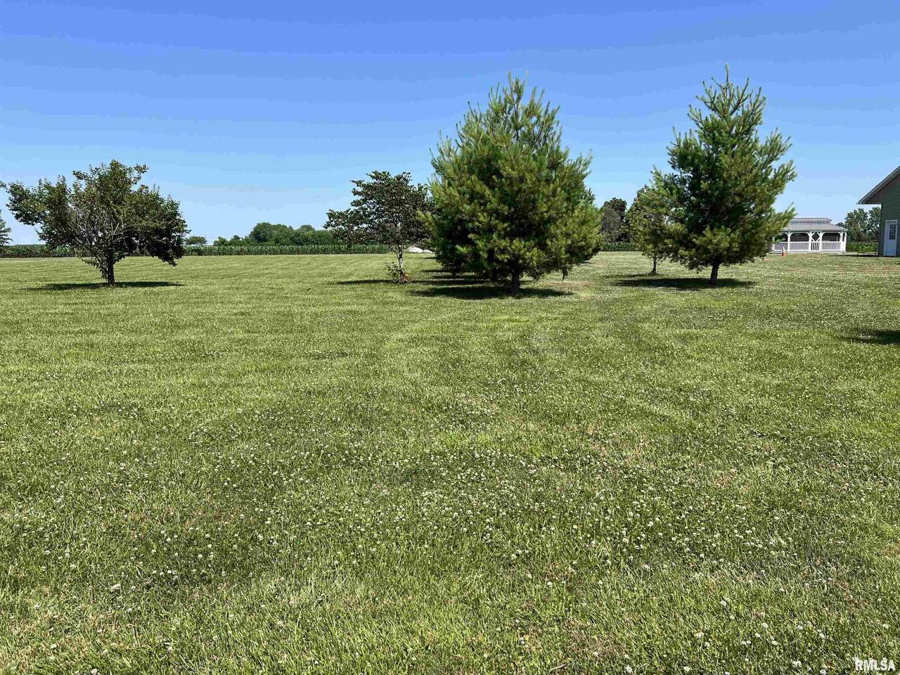 1704 Sandusky Road West - Photo 1