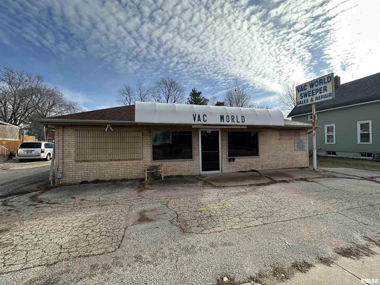 203 Henderson Street - Photo 1