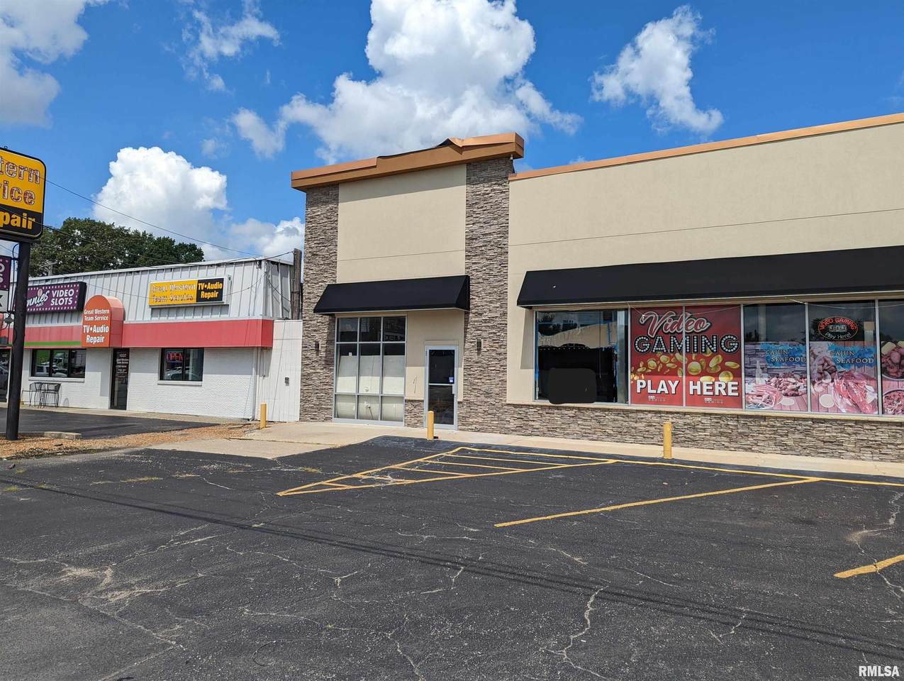 1333 Wabash Avenue - Photo 1