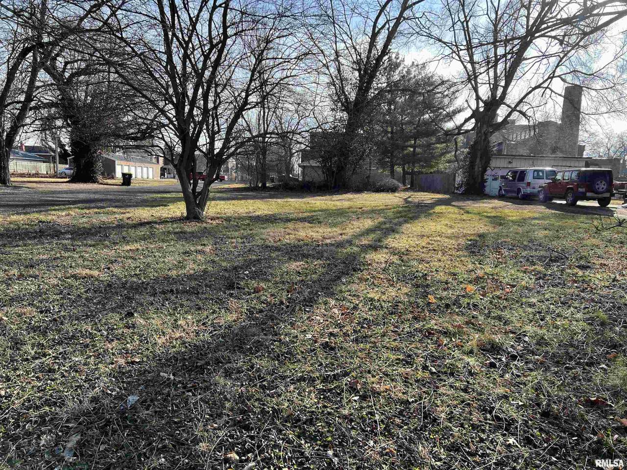 515 Douglas Avenue - Photo 1