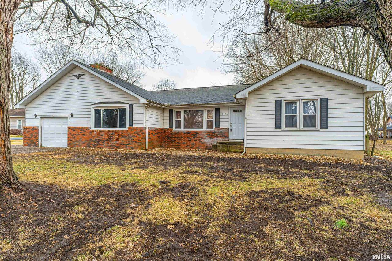 613 Arch Street - Photo 1