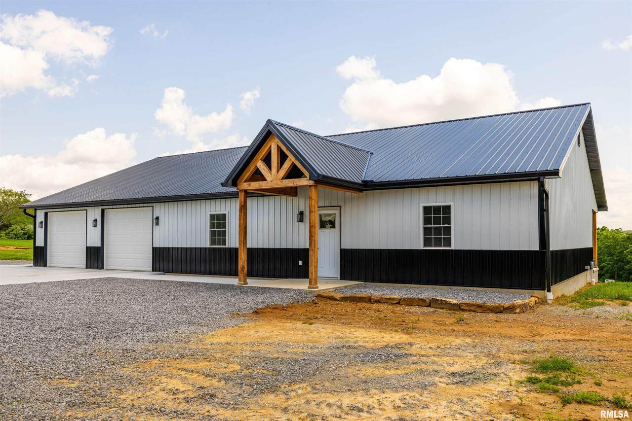 142 Oak Road - Photo 1