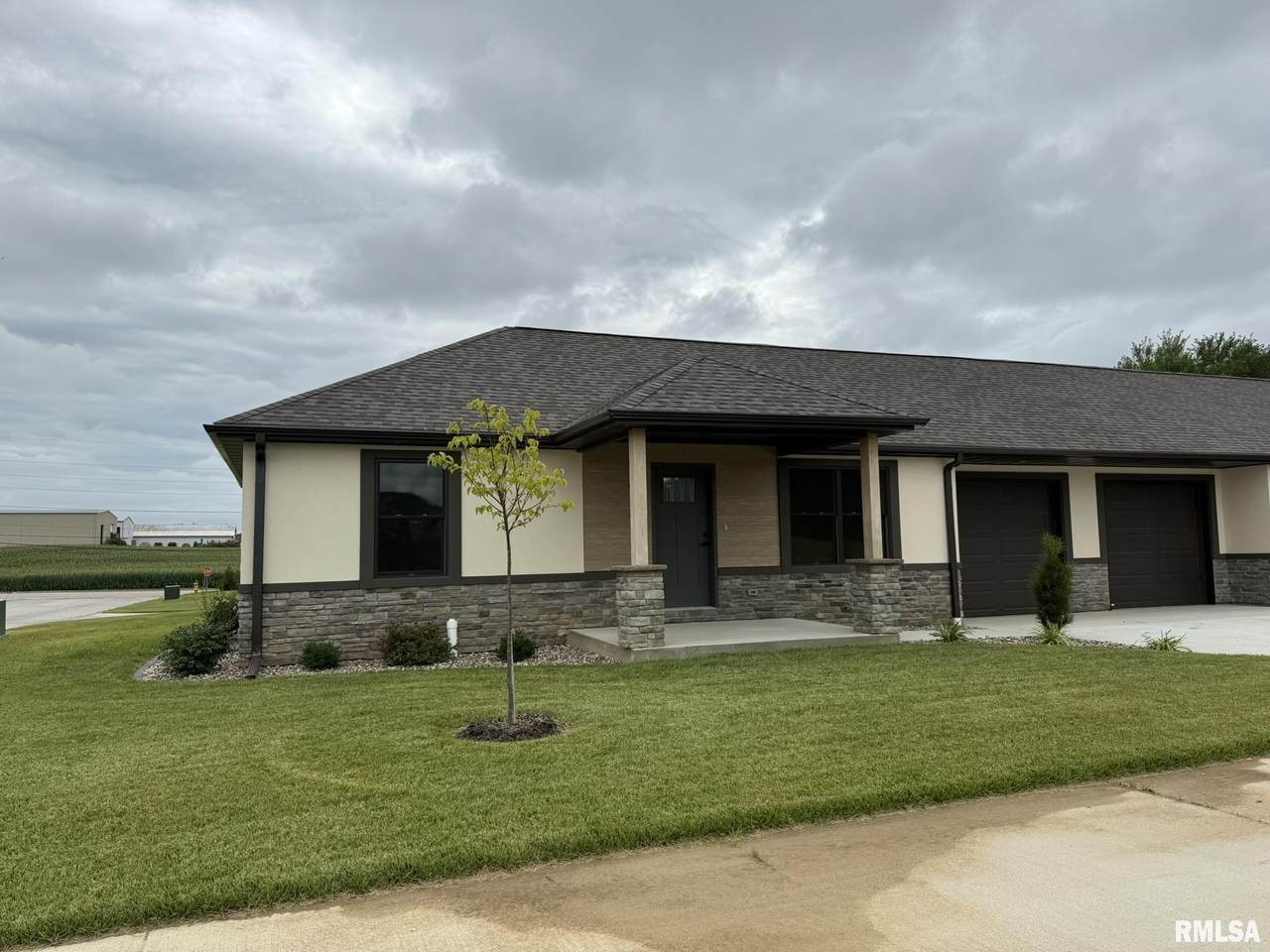 2829 23RD Street - Photo 1