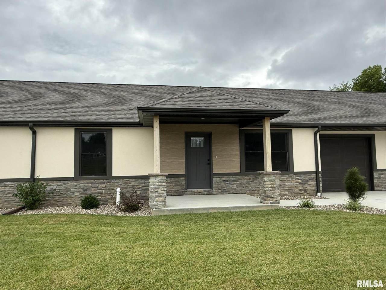 2821 23RD Street - Photo 1