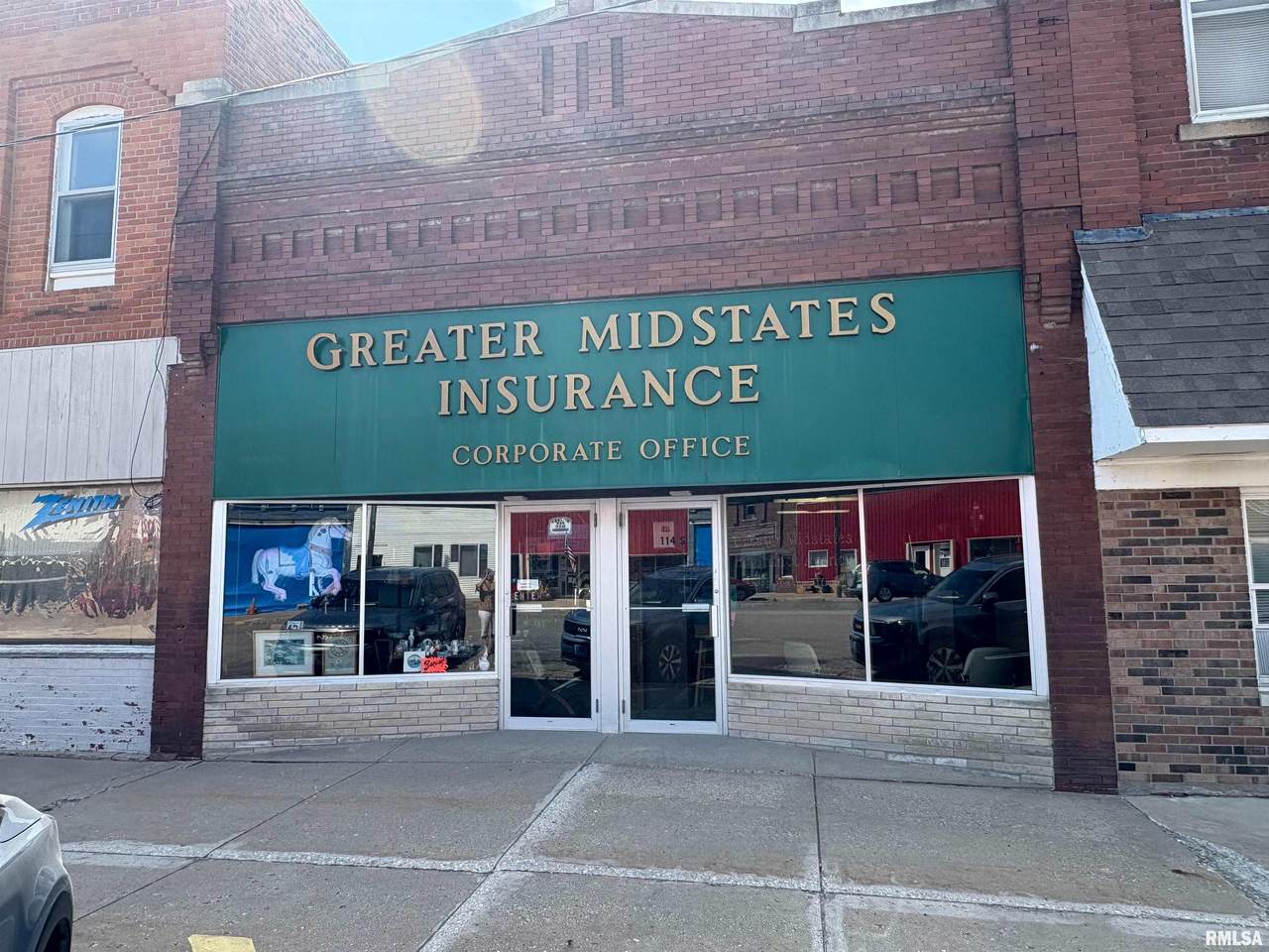 114 Broadway Street - Photo 1