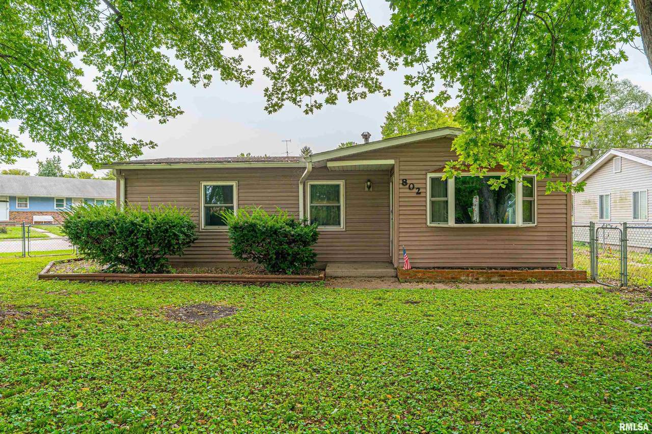 802 Bryan Avenue - Photo 1