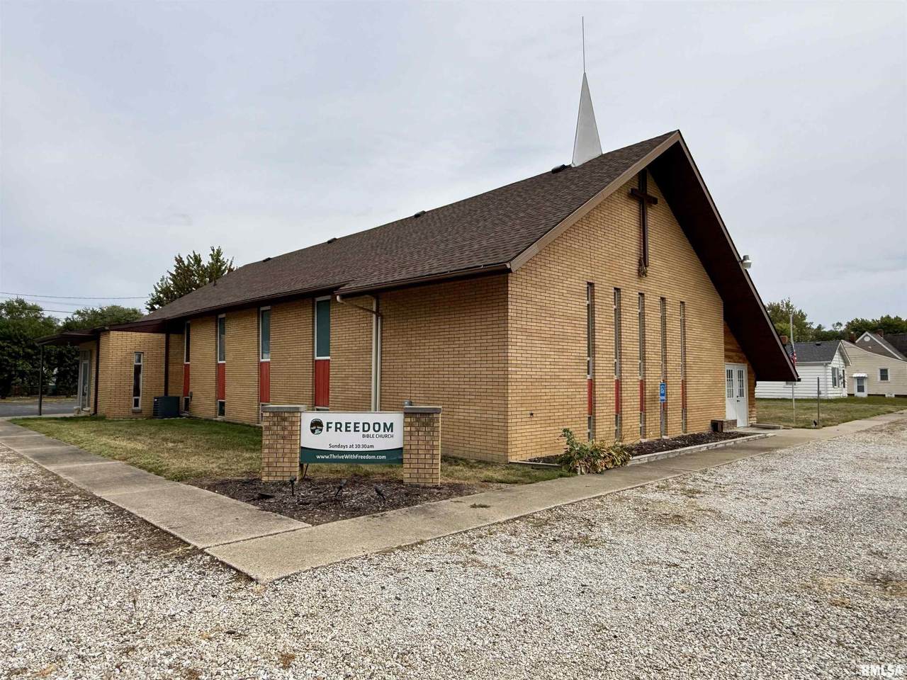 3826 Chalmers Avenue - Photo 1